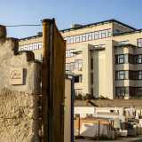 ...famosa per le sue marmerie specializzate in cappelle funerarie e sepolcri
